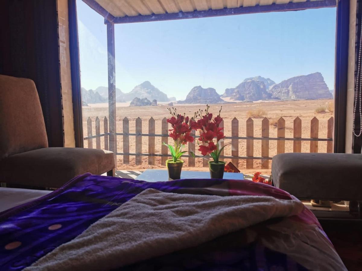 Wadi Rum Hugo Camp Экстерьер фото