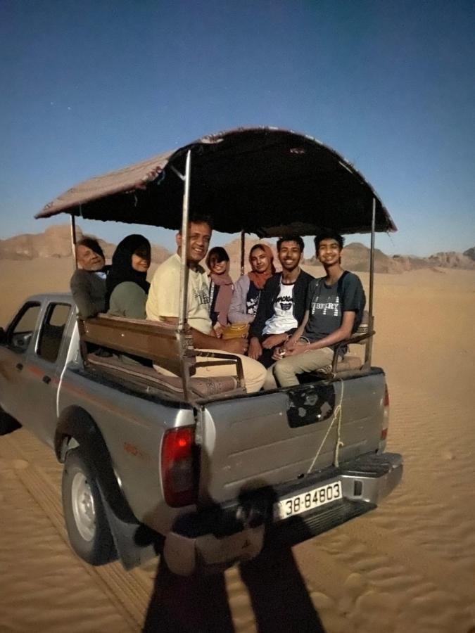 Wadi Rum Hugo Camp Экстерьер фото