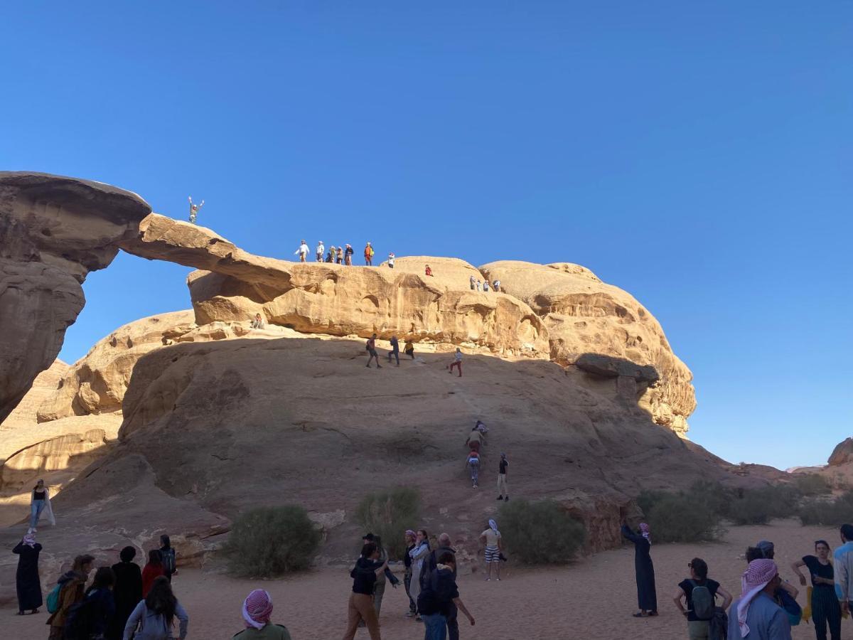 Wadi Rum Hugo Camp Экстерьер фото