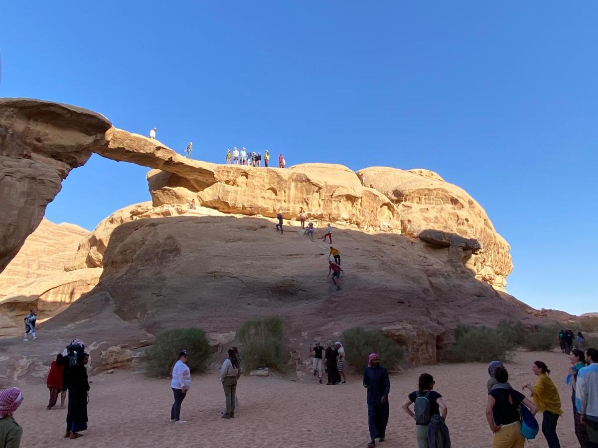 Wadi Rum Hugo Camp Экстерьер фото