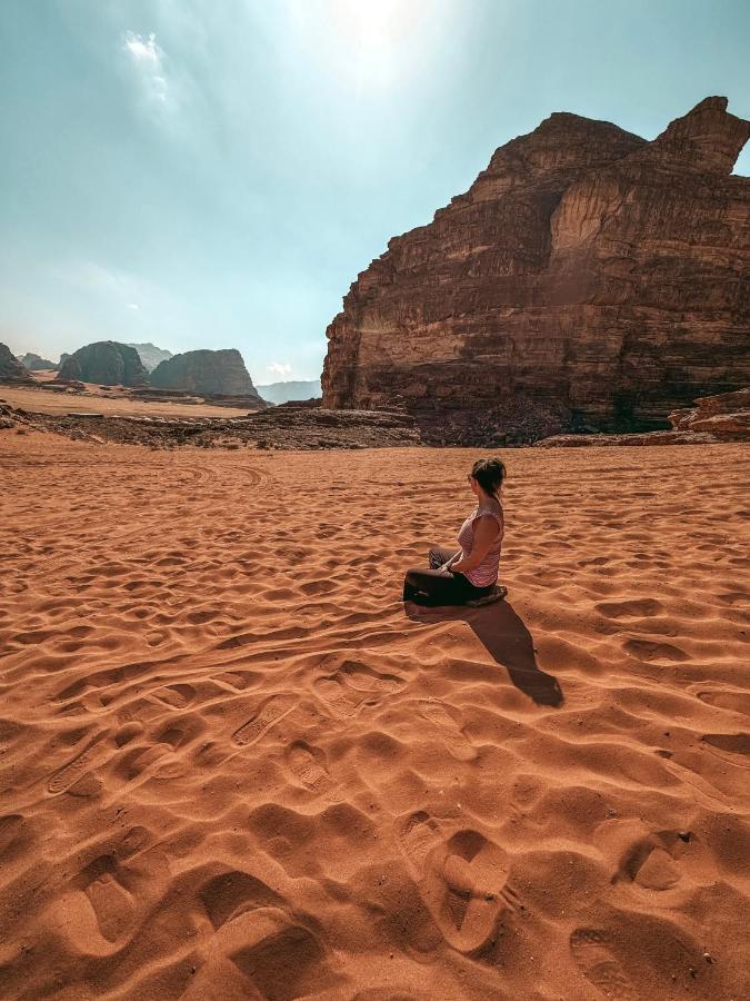 Wadi Rum Hugo Camp Экстерьер фото