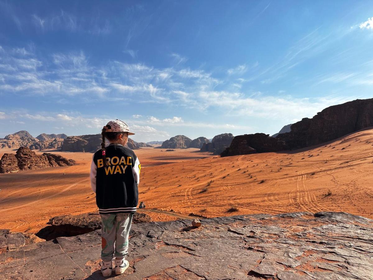 Wadi Rum Hugo Camp Экстерьер фото